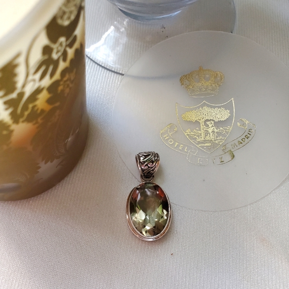 Pale Green Quartz pendant